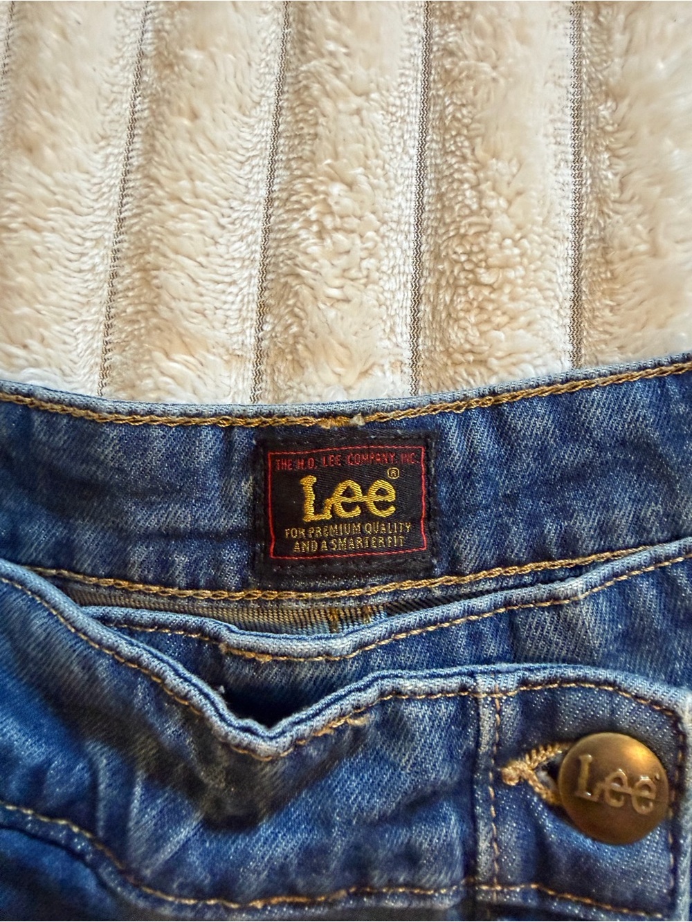 Lee High Rise Denim Retro Skort Size 6 Wrap Front Button Mini Skirt Shorts Y2K - Picture 5 of 10